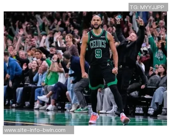 怀特创下7帽平历史后卫单场纪录感谢队友全力以赴助力胜利